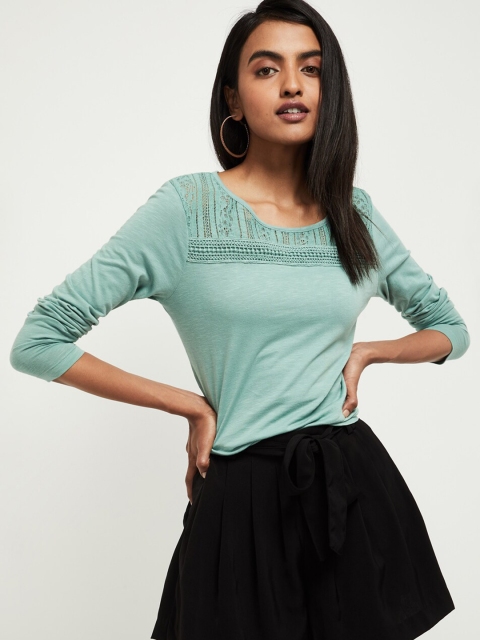 

max Women Green Solid Top