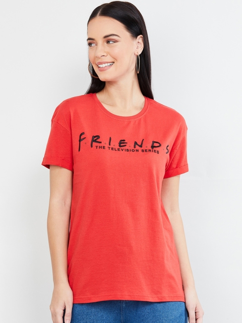 

max Women Red Solid Round Neck T-shirt