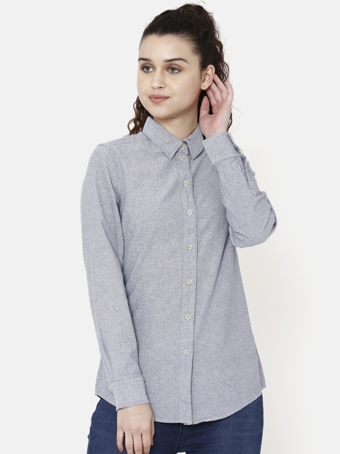 

Double Two Women Grey Standard Regular Fit Solid Casual Shirt