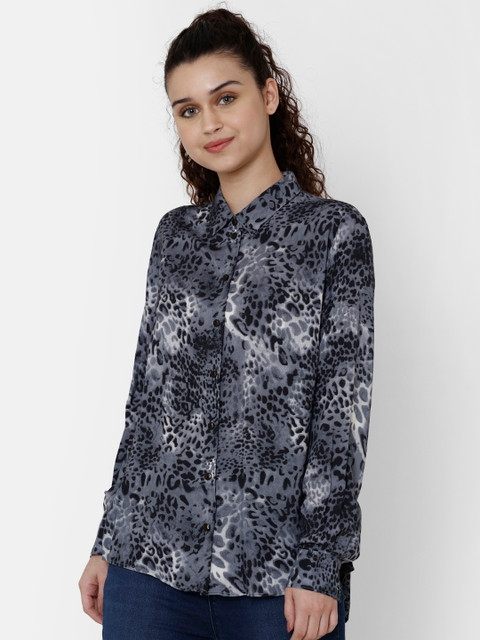 

Double Two Women Grey & Black Standard Regular Fit Animal Printed Casual Shirt