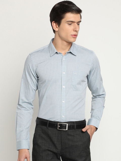 

Crocodile Men Blue & Black Slim Fit Checked Formal Shirt
