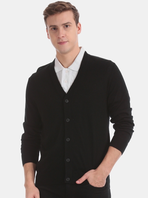 

GAP Men Black Solid Cardigan