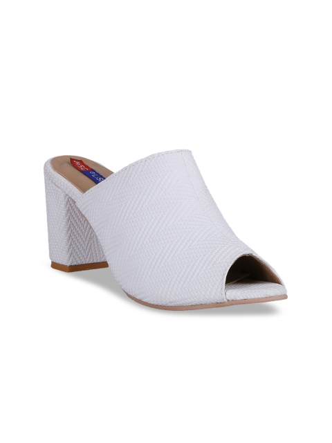 

MSC Women White Solid Heels