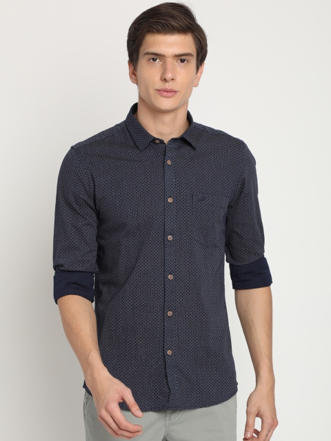 

Crocodile Men Navy Blue & White Slim Fit Printed Formal Shirt