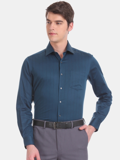 

Arrow Men Blue Slim Fit Striped Formal Shirt