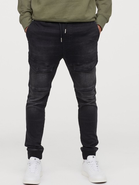 

H&M Men Charcoal Grey Solid Joggers