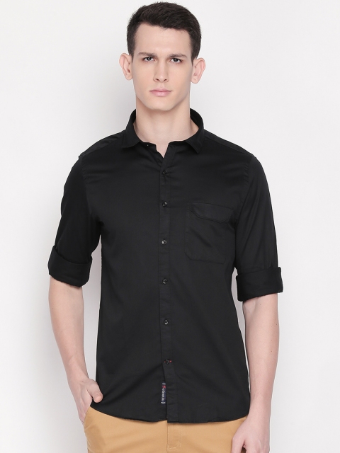

Solemio Men Black Regular Fit Solid Casual Shirt