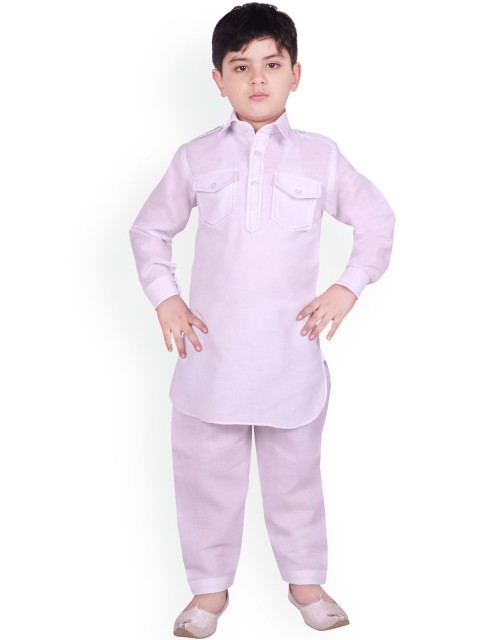 

SG YUVRAJ Boys Off-White Solid Kurta with Salwar