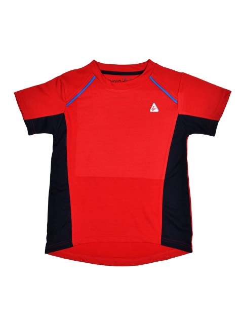 

Lil Tomatoes Boys Red Colourblocked Round Neck T-shirt
