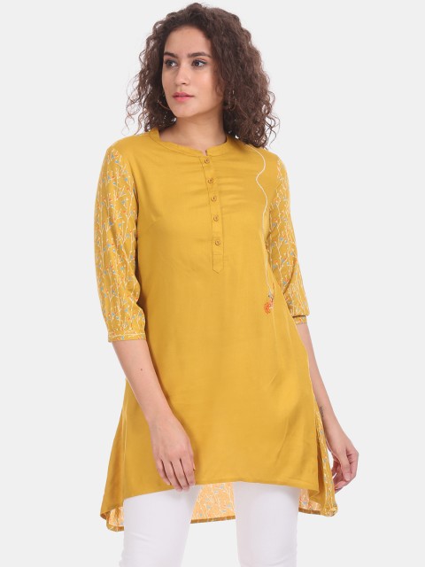 

Karigari Women Yellow Solid A-Line Kurti
