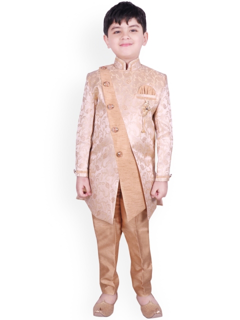 

SG YUVRAJ Boys Brown & Beige Printed Sherwani Set