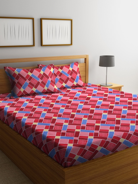 

MAFATLAL Red & Pink Geometric 144 TC Cotton 1 King Bedsheet with 2 Pillow Covers