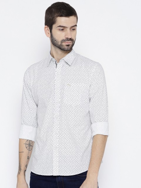 

JUMP USA Men White & Navy Blue Regular Fit Printed Casual Shirt