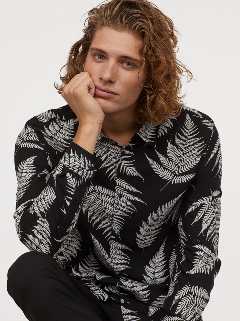

H&M Men Black & Grey Printed Viscose Shirt Slim Fit