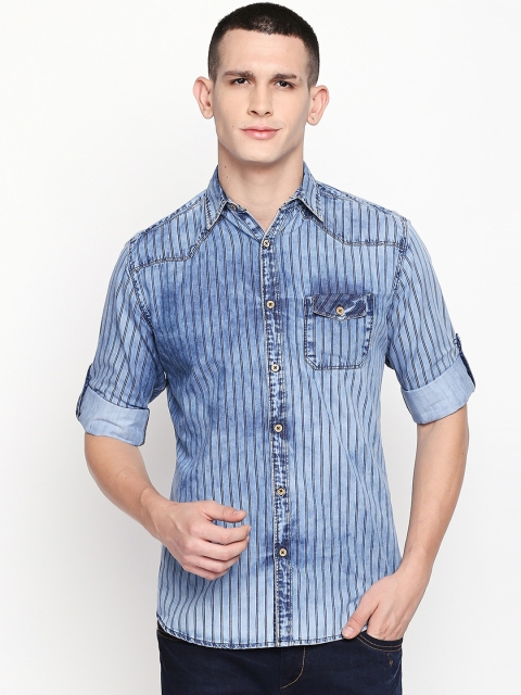 

Solemio Men Blue Regular Fit Striped Casual Shirt