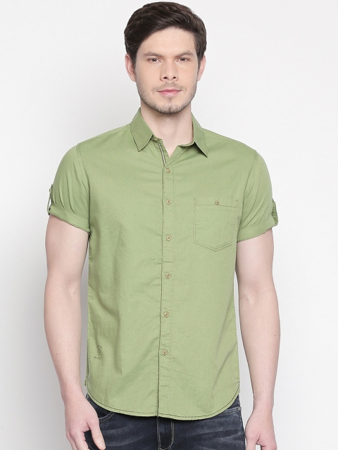 Mufti Men Green Slim Fit Solid Casual Shirt