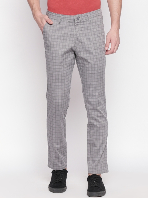 

Solemio Men Grey Regular Fit Checked Regular Trousers