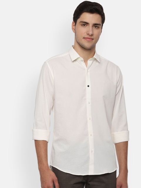 

V Dot Men Off-White Slim Fit Solid Casual Shirt