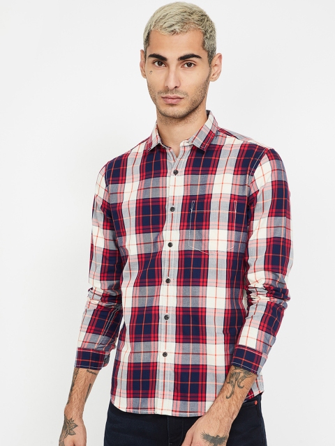 

Forca by Lifestyle Men Red & Navy Blue Slim Fit Checked Casual Shirt