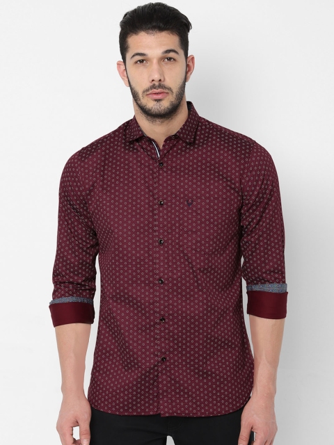 

Allen Solly Men Maroon & Off-White Slim Fit Printed Casual Shirt