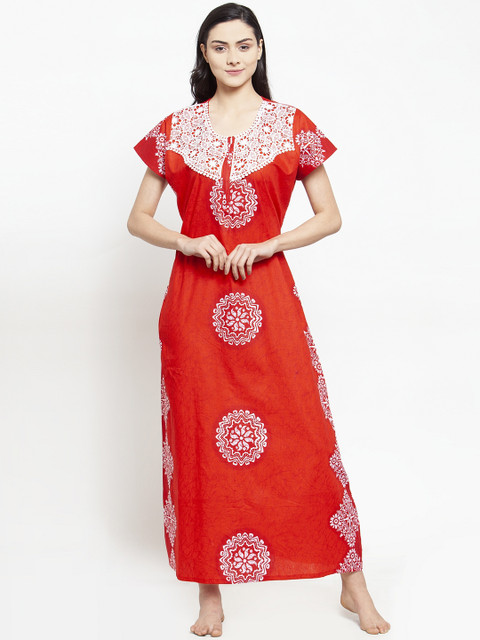 

Secret Wish Red & White Printed Nightdress