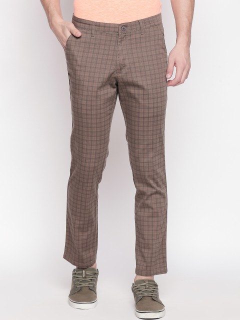 

Solemio Men Brown Regular Fit Checked Regular Cropped Trousers