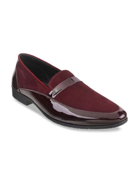 

Mochi Men Maroon Solid Genuine Leather Formal Loafers