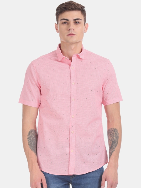 

Cherokee Men Pink Regular Fit Striped Casual Shirt