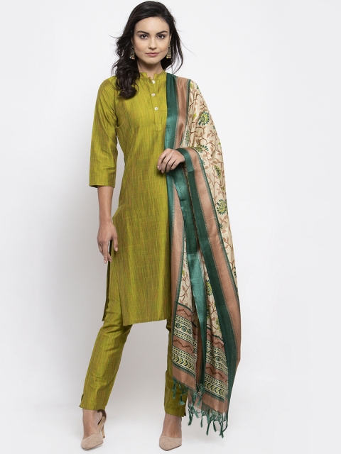 

Jompers Women Green & Beige Self Design Kurta Set