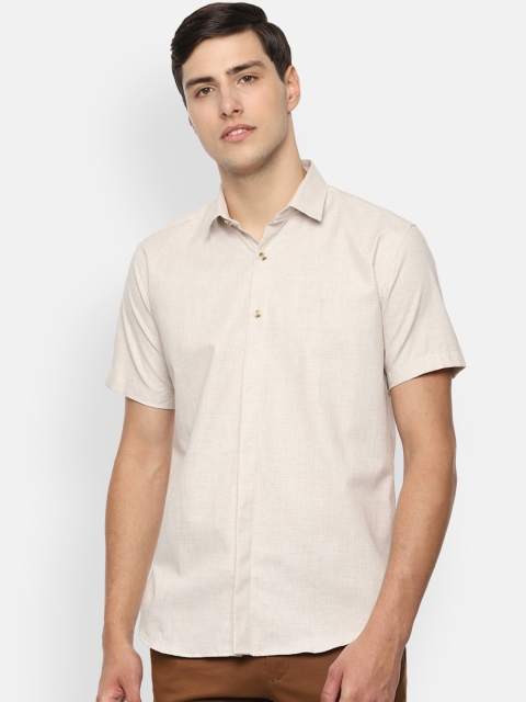 

V Dot Men Beige Slim Fit Solid Casual Shirt