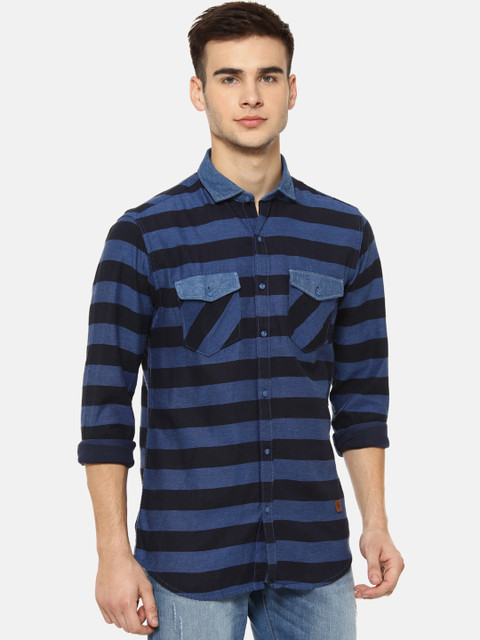 

Campus Sutra Men Navy Blue & Black Regular Fit Striped Casual Shirt
