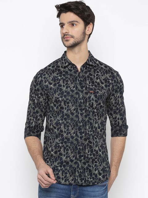 

SPYKAR Men Navy Blue & Green Slim Fit Printed Casual Shirt
