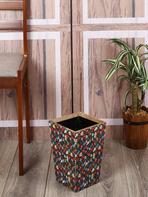 

CRAYTON Black & Green Floral Printed Mango Wood Dustbin with Metal Inner