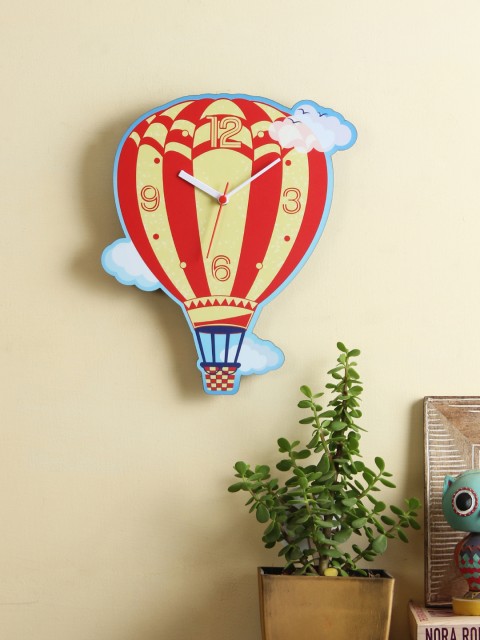 

RANGRAGE Red & Blue Quirky Printed Analogue Wall Clock