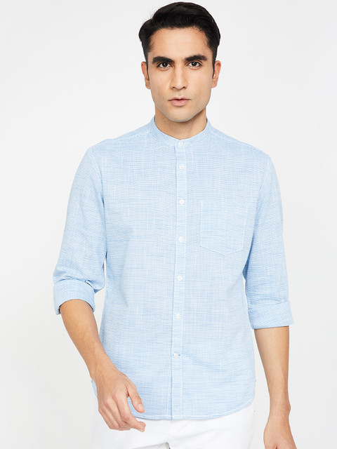 

CODE by Lifestyle Men Blue & White Regular Fit Striped Casual Shirt