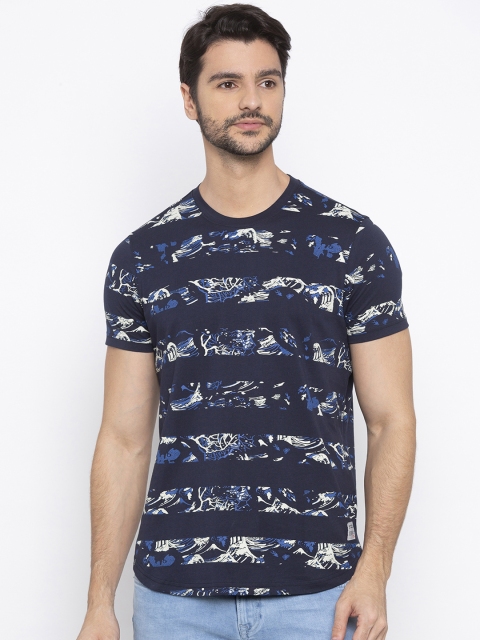 

SPYKAR Men Navy Blue & Off-White Striped Round Neck T-shirt