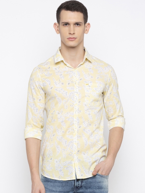 

SPYKAR Men Yellow & Off-White Slim Fit Printed Casual Shirt