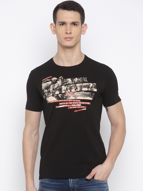 

SPYKAR Men Black Printed Round Neck T-shirt