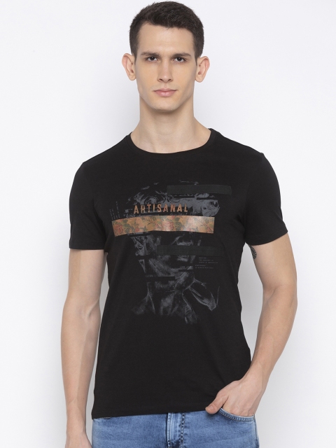 

SPYKAR Men Black & Copper-Coloured Printed Round Neck T-shirt