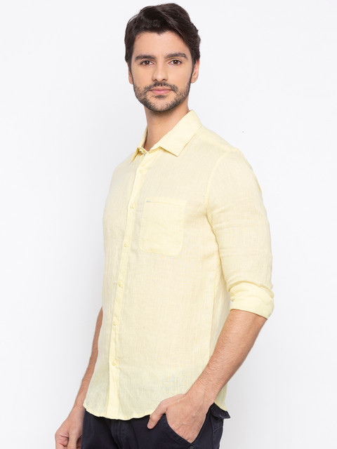 

SPYKAR Men Yellow Slim Fit Solid Casual Shirt