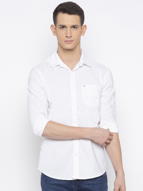 

SPYKAR Men White Slim Fit Solid Casual Shirt