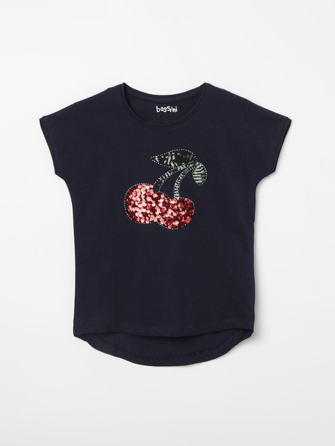 

Bossini Girls Navy Blue & Red Embellished Round Neck T-shirt
