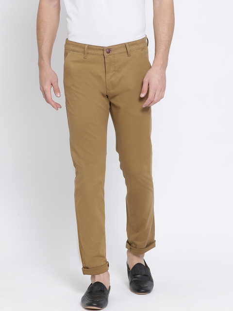 

SWISS MILITARY Men Khaki Regular Fit Solid Chinos