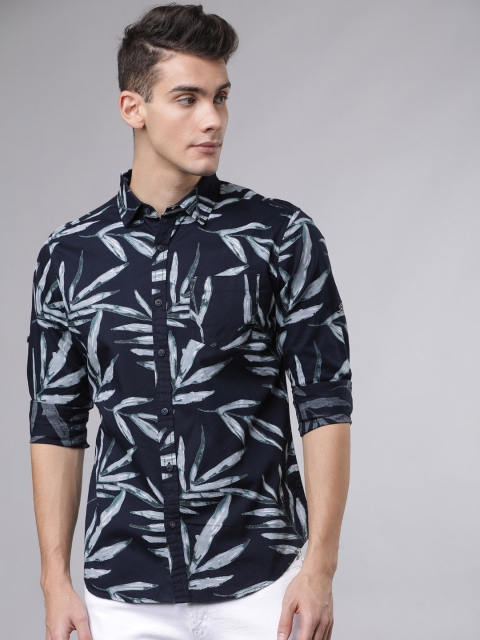 

Ecko Unltd Men Navy Blue & Grey Slim Fit Printed Casual Shirt