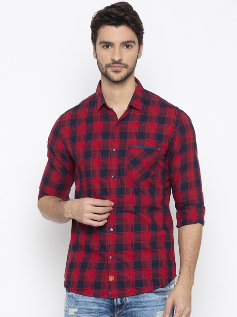 

SPYKAR Men Red & Navy Blue Slim Fit Checked Casual Shirt