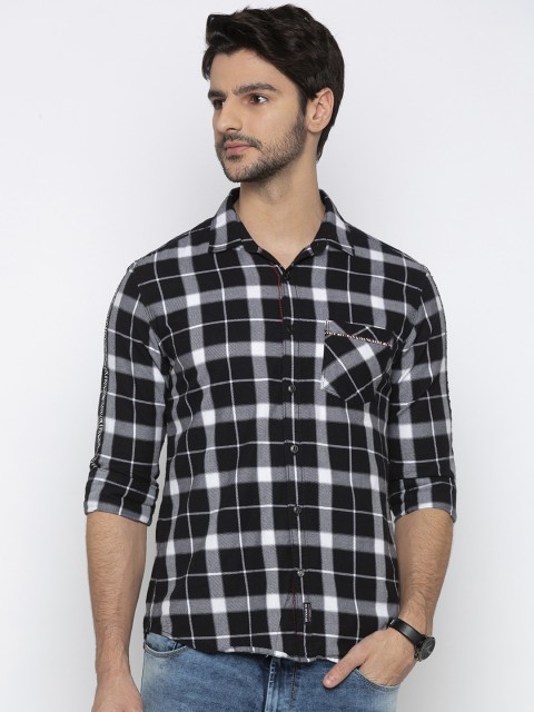 

SPYKAR Men Black & White Slim Fit Checked Casual Shirt