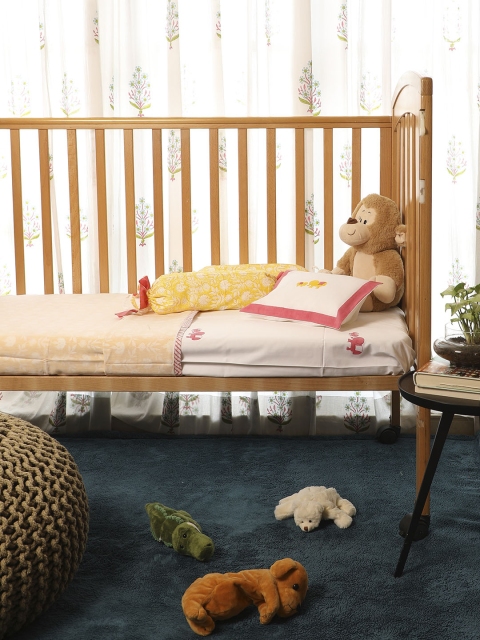 

Masaya Unisex Kids Yellow & White Printed Cot Bedding Set
