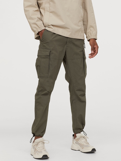 

H&M Men Green Cotton Cargo Trousers