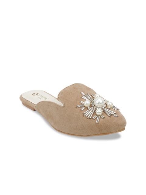 

SCENTRA Women Camel Brown Embellished Mules