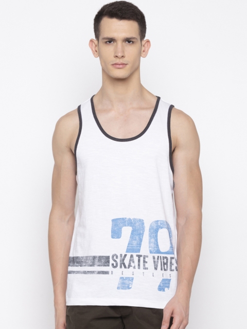

SPYKAR Men White Printed Round Neck T-shirt